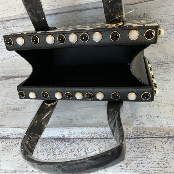 Black and White $$$ Rain Purse - Picture 6 of 7